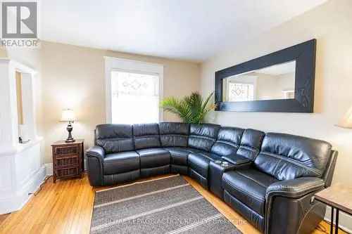 House For Sale In Terrace Hill, Brantford, Ontario