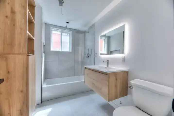 Completely Renovated 4 1/2 with Garage