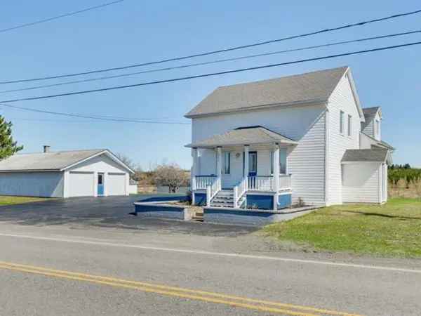 6-Bedroom Century Home for Sale in Bas-Saint-Laurent