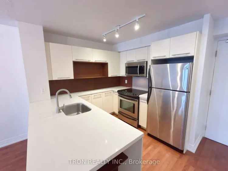 Rent Modern 1 Plus 1 Unit in Church Yonge Corridor with City Views