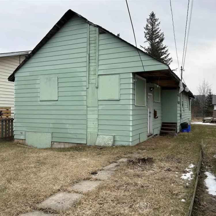 North Quesnel Fixer-Upper House for Sale
