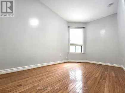 2 rooms apartment of 322 m² in Toronto