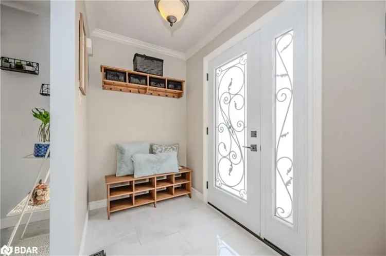 3+2 Bedroom Semi-Detached Bungalow Over 2000 Sq Ft