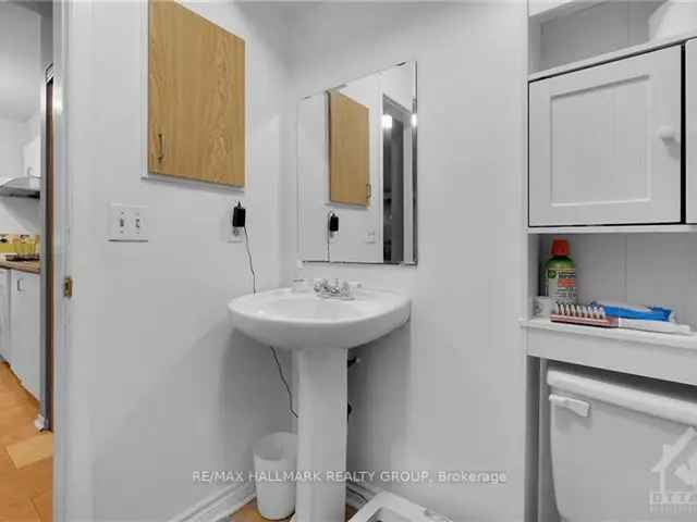 Affordable 2 Bedroom 2 Bathroom Condo in Katimavik