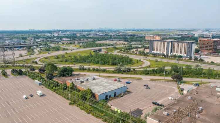 Office building For Sale in 1, City View Drive, Toronto, Ontario