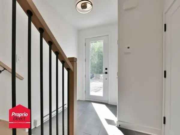 2-Storey Townhouse for Sale Laurentides Modern Features