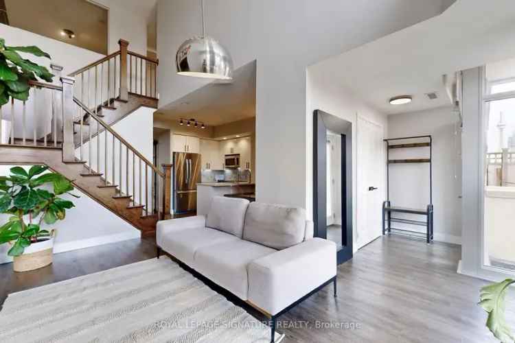 Luxury 3-Bedroom Townhouse in Toronto - Family Home