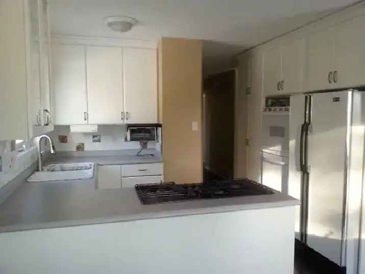 Rent 2 Bedroom House in Convenient and Quiet Neighborhood