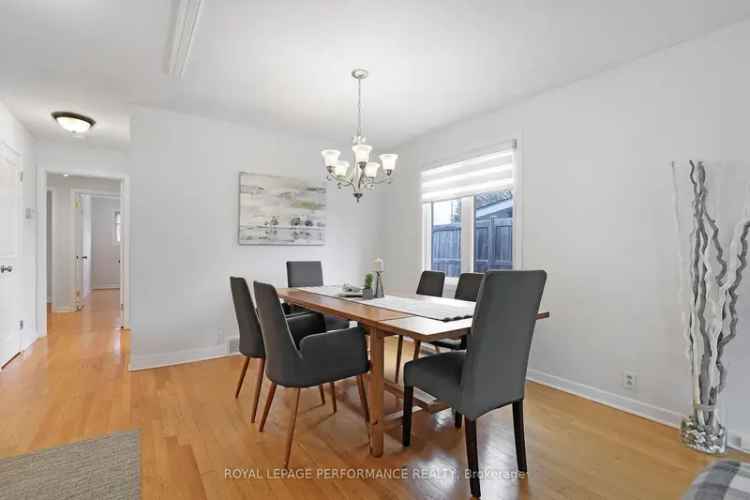Crystal Beach Semi Detached Home 5 Beds 3 Baths In Law Suite