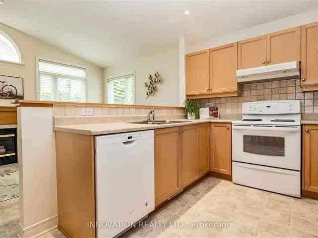 Bridlewood Semi-Detached Bungalow 2+1 Beds 3 Baths