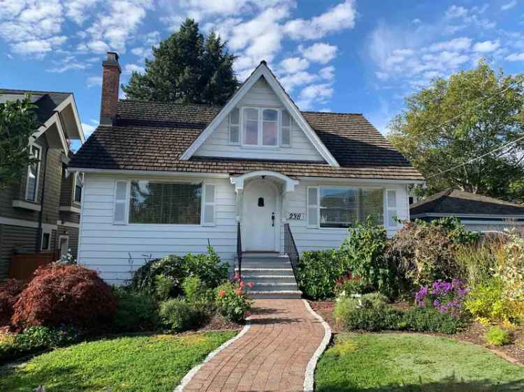 A $1,998,000.00 House/Single Family with 4 bedrooms in Queens Park, New Westminster