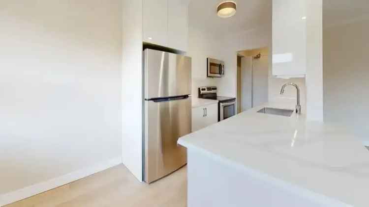 718 Lawrence Road Apartments Hamilton