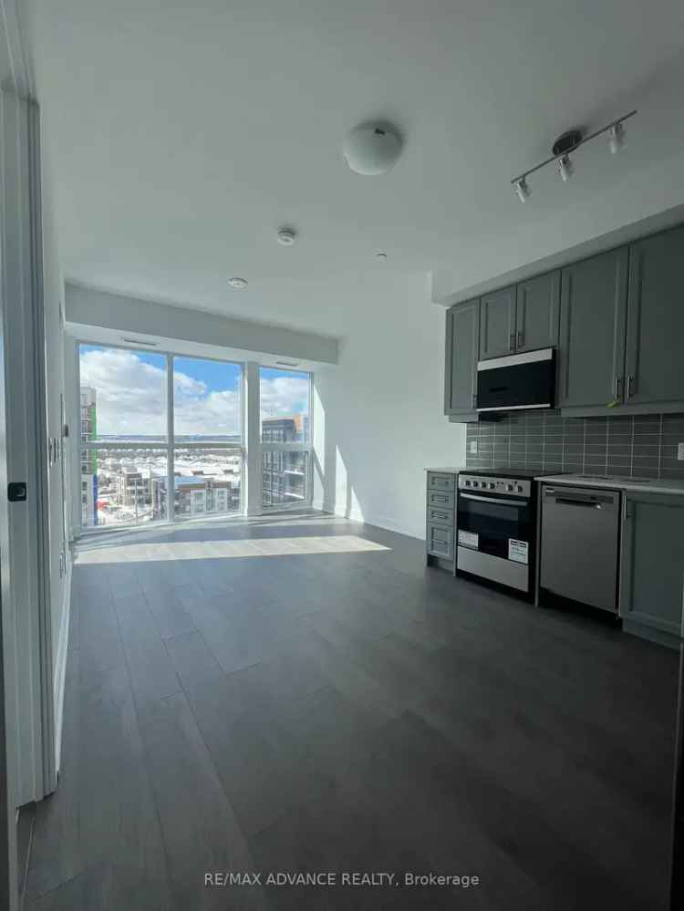 Rent Luxury Top Floor Condo in West Oak Trails with Great Amenities