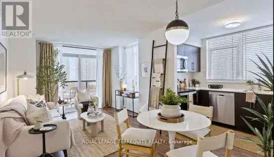 2 Bedroom Corner Suite in Toronto with Amazing Amenities