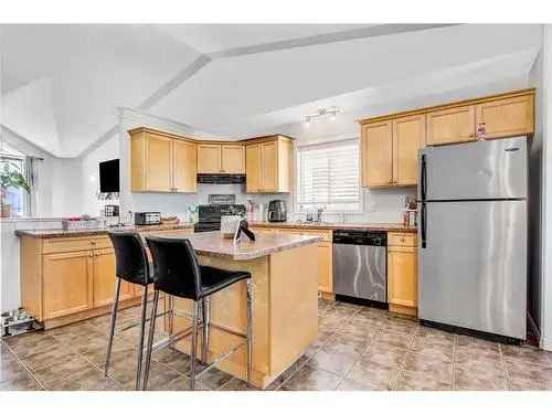 4 Bedroom Bi-Level Home for Sale in Royal Oaks Grande Prairie