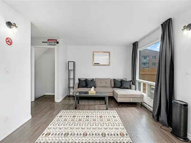 Newly Renovated 2-Storey Home in Windsor Riverside