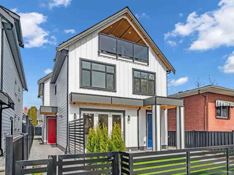 New 3 Bed 4 Bath ½ Duplex Vancouver East Family Home Near School Garage
