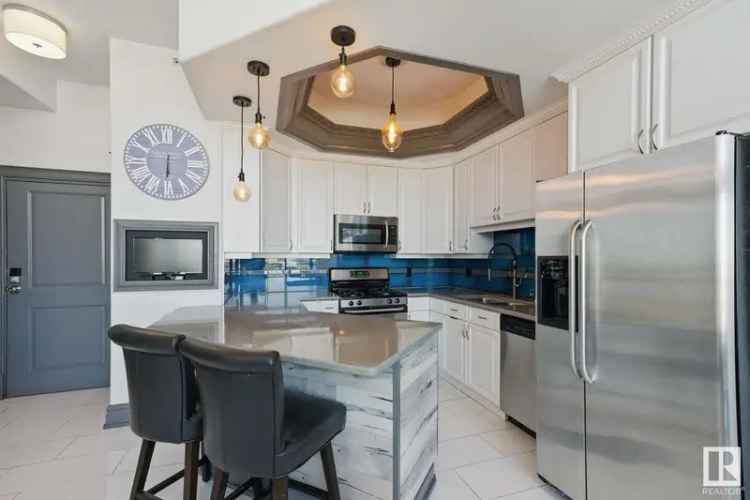 Penthouse Living Downtown 2 Bed 3 Bath 140 Sq Ft Balcony