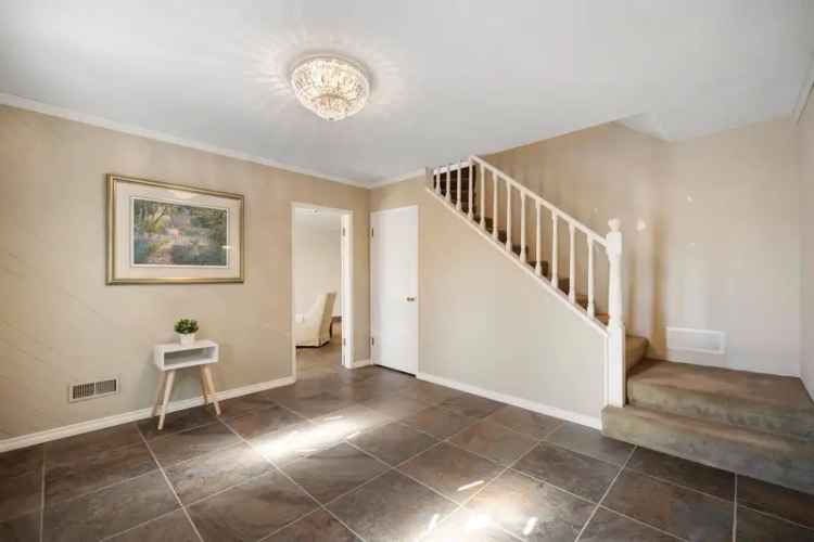 Windsor Park Family Home 4 Beds 25 Baths  R2985751