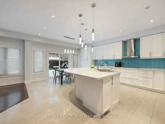 Family Home in Vaughan - 4 Beds, Finished Basement, Landscaped Backyard