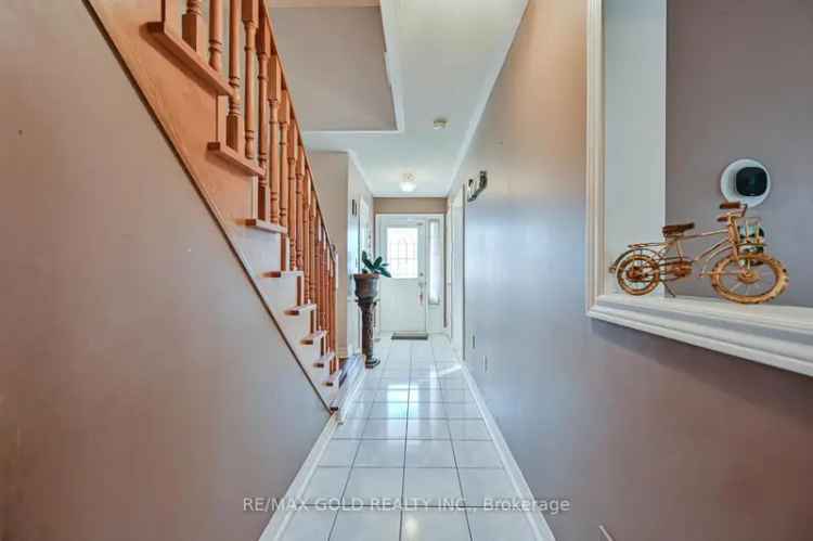 Upgraded 2-Storey Townhouse Near Parks and Schools