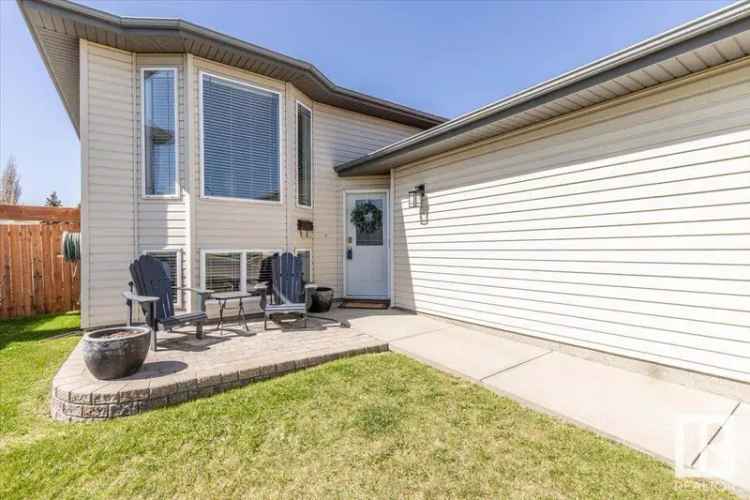 1240.87 sq ft Family Home 3 1 Beds 3 Baths Double Garage