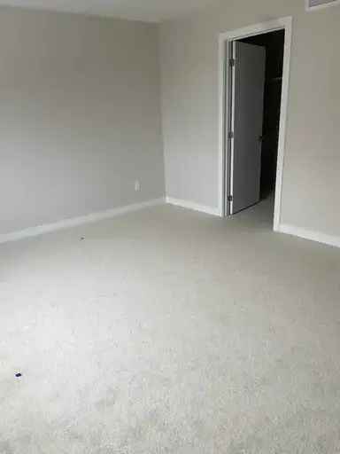 Brand New 4-Bedroom Home in Nepean