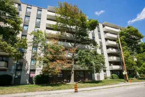 1 room apartment of 420 m² in Toronto