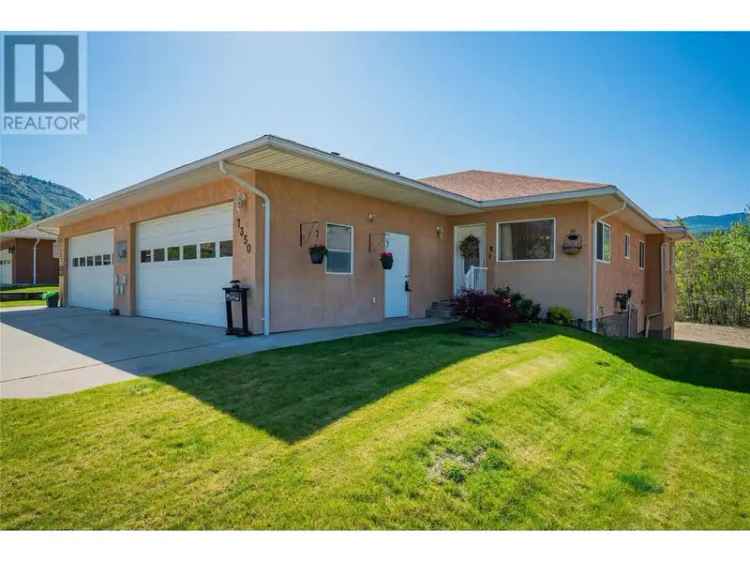 Waneta Village Duplex  Double Garage 2 Baths 2 Beds Den Mountain Views