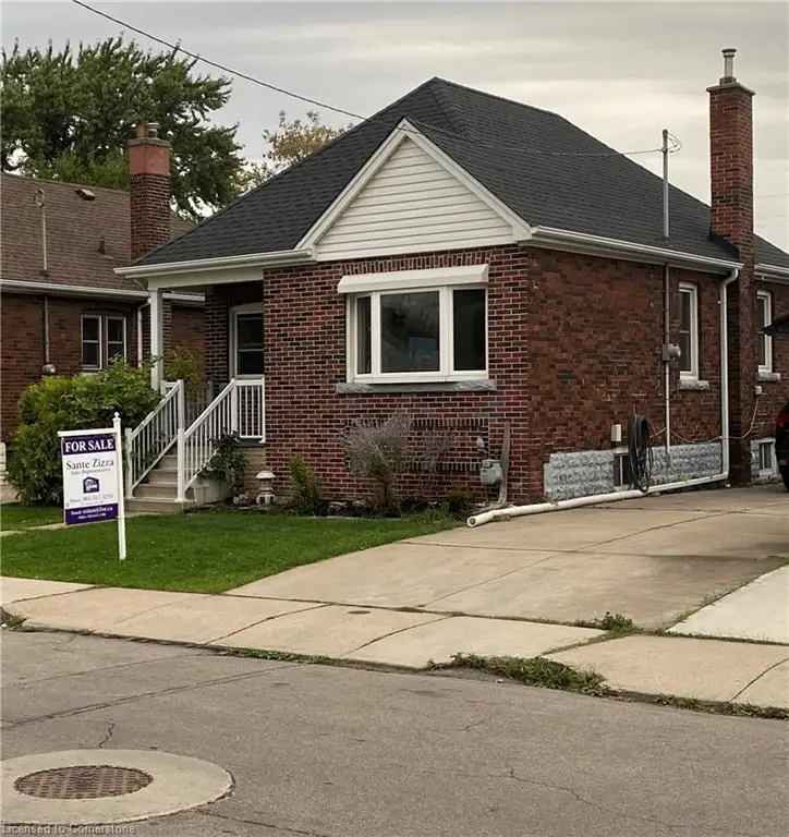 House For Sale in 101, Albany Avenue, Hamilton, Ontario