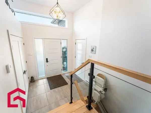 Bungalow for Sale Estrie RE347