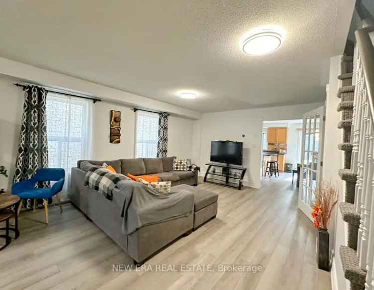 House For Sale in Mississauga, Ontario