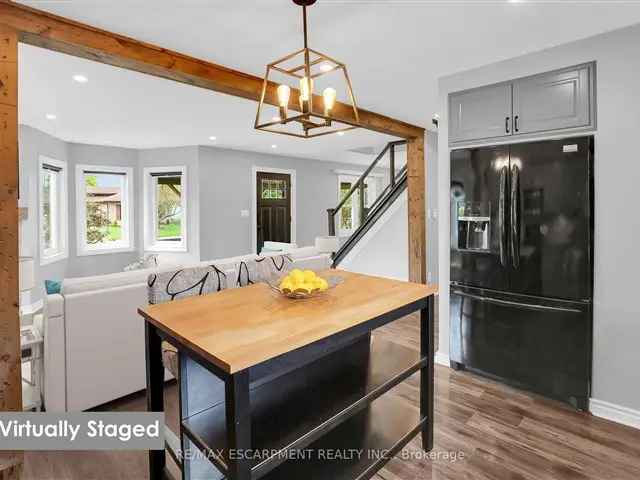 3 Bed 2 Bath Fort Erie Home - Modern Farmhouse Style