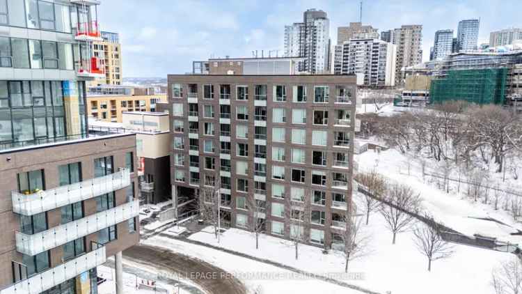 Lebreton Flats Condo 2 Bed 2 Bath Modern Open Concept