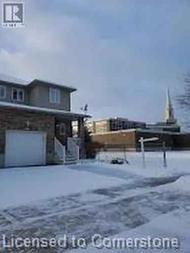 House For Sale in Southview Cambridge Ontario