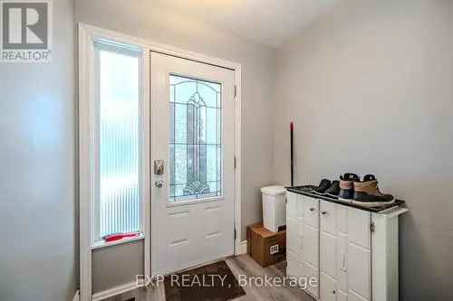 House For Sale In Stanley Park, Kitchener, Ontario