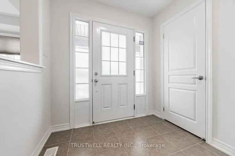 Patterson Townhome 2000+ Sq Ft 6 Car Parking Finished Basement