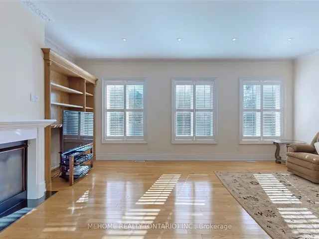 House For Sale in Toronto, Ontario