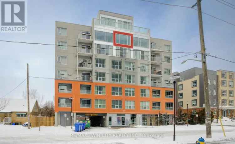 Apartment For Sale in 321, Spruce Street, Waterloo, Ontario