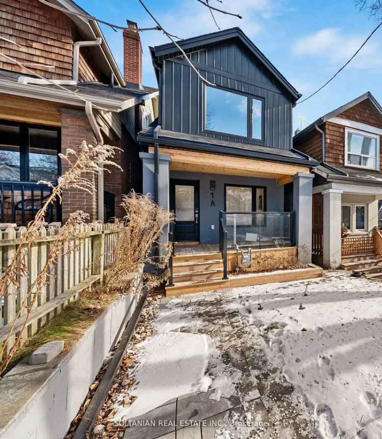 House For Sale in Toronto, Ontario