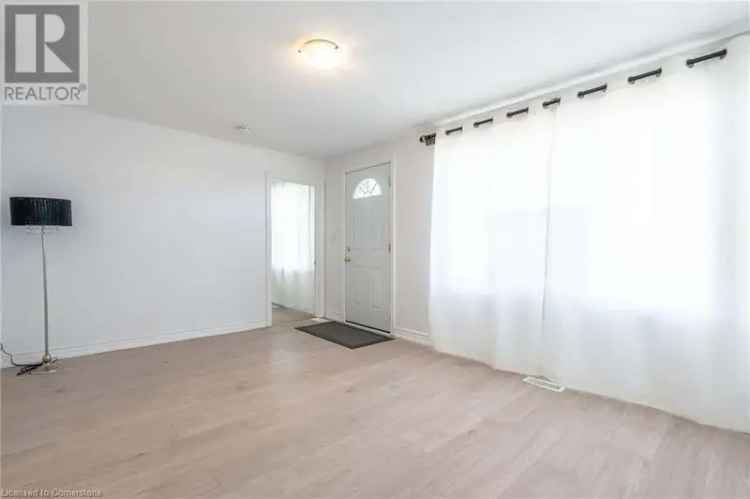 Affordable Turn-Key Bungalow for First-Time Homebuyers and Investors