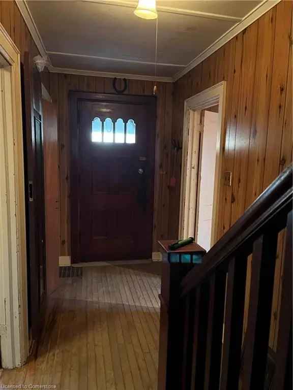 House For Sale in Bracebridge, Ontario