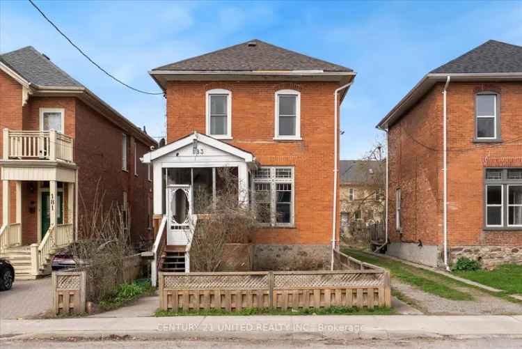 2-Storey Home with Detached Garage - Perfect for First-Time Buyers and Investors