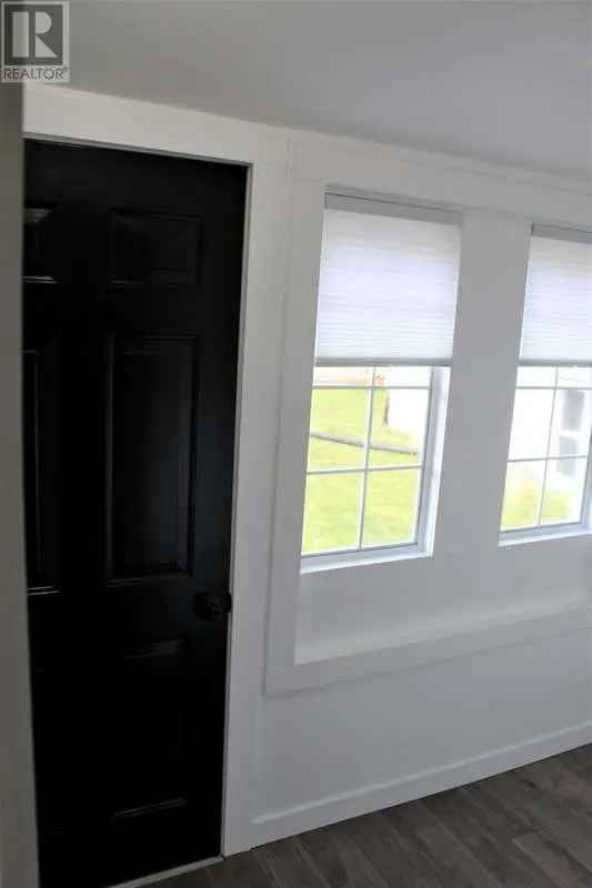 Completely Remodeled 2-Bedroom Bungalow