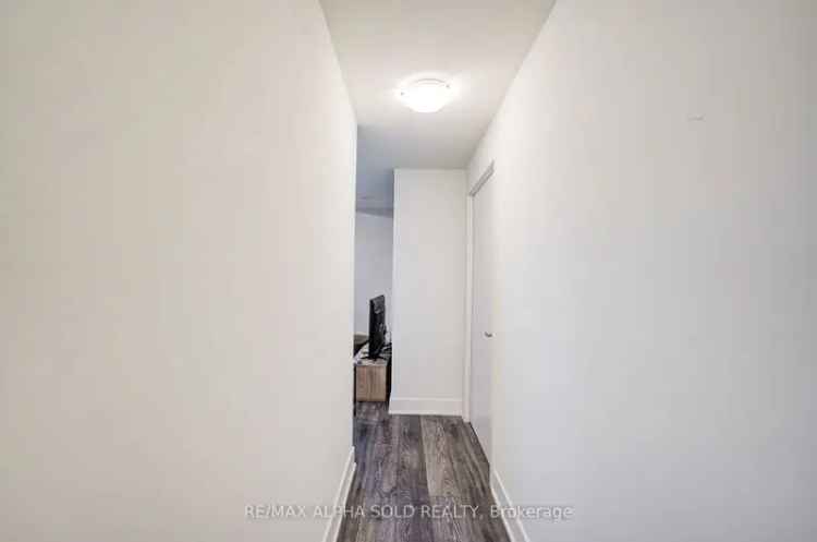 Condo For Sale in Toronto, Ontario