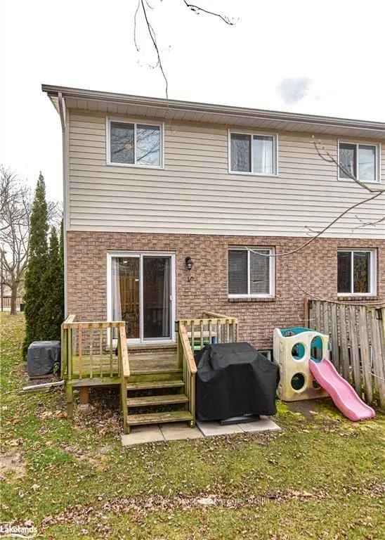 Condo For Sale in Brantford, Ontario