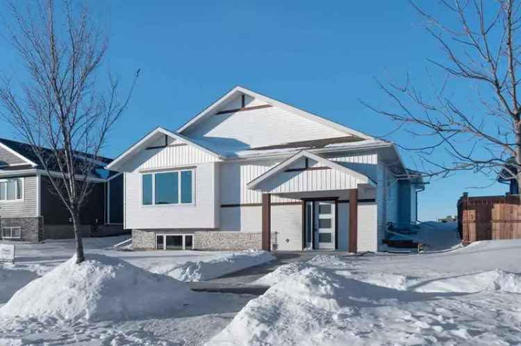 Buy Home in Valleyview with 4 Bedrooms and Modern Features