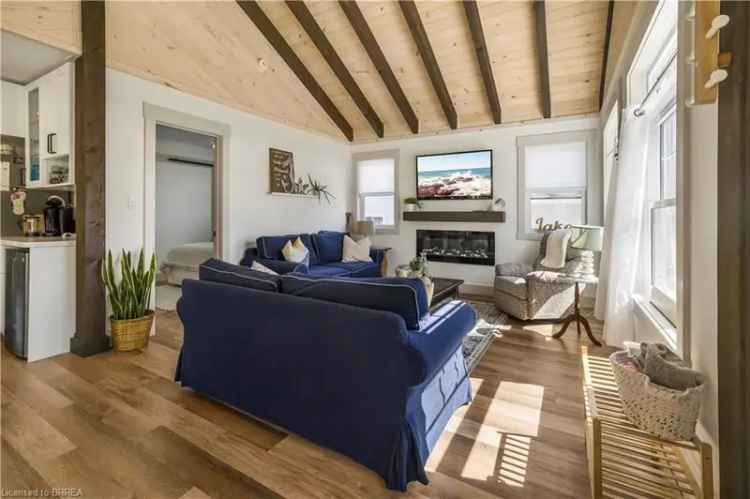 Charming 2-Bed Cottage in Turkey Point - Move-In Ready