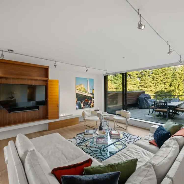 Luxury Suite at Shaughnessy Place Modern Elegance and Open Concept Living