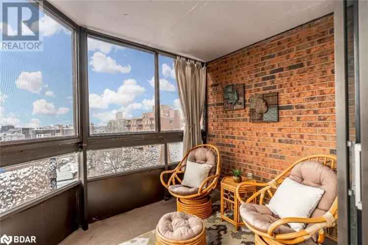 Rent Spacious Condo with Breathtaking Views in Barrie